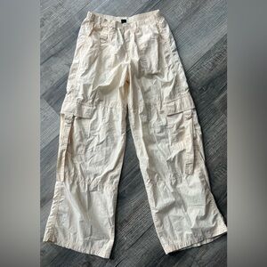 Wild Fable Women’s Size Small Cream Cargo Pants